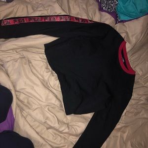 File Crop Top Sweater